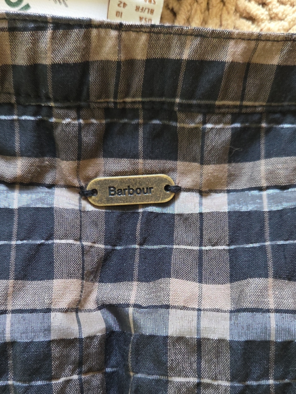 Barbour 'Lorelei' Brown Plaid Popover Blouse - Size 10 - Picture 6 of 9
